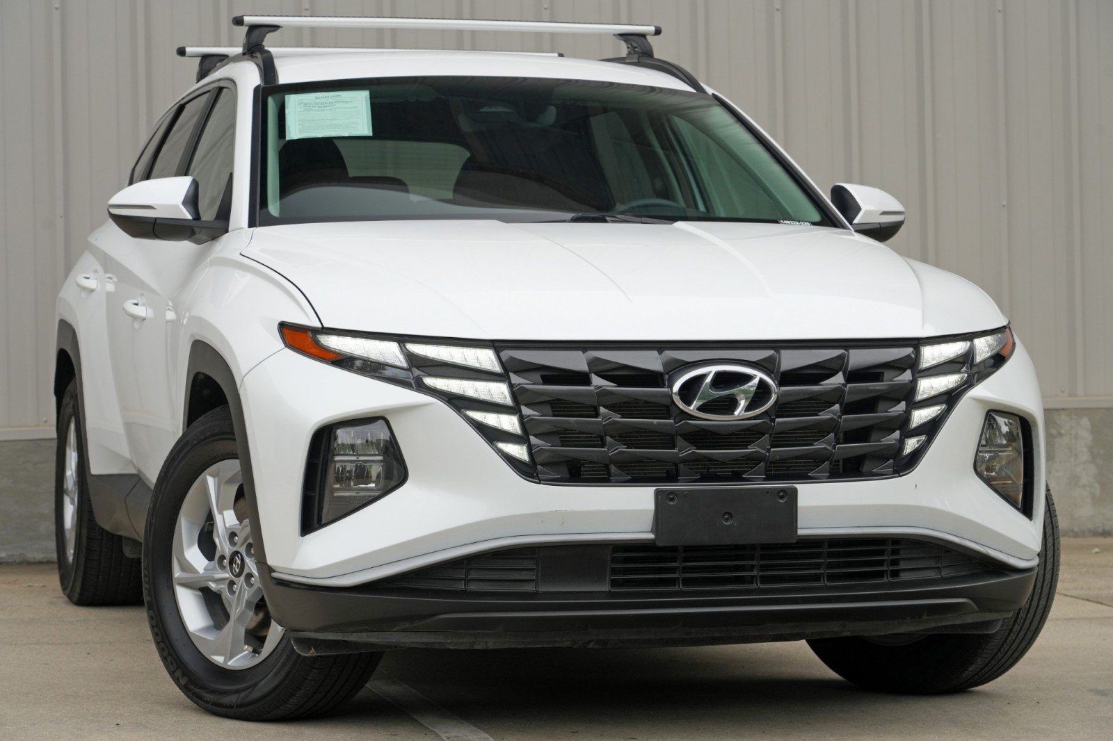Used 2022 Hyundai Tucson SEL FWD image 2