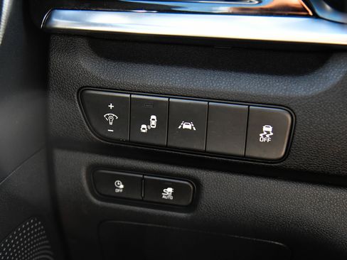 Used 2022 Kia Niro EX FWD image 32