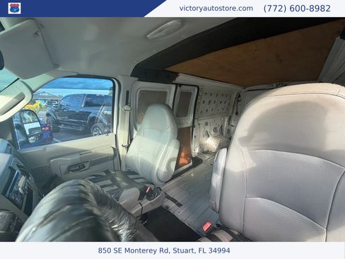 Used 2010 Ford E-150 and Econoline 150 Van 3D image 12