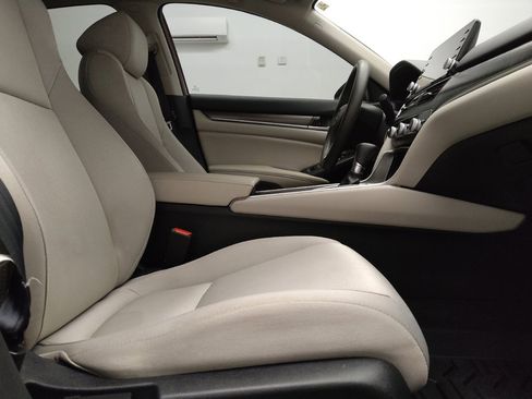 Used 2021 Honda Accord LX image 21