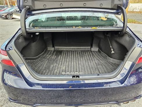 Used 2022 Toyota Camry SE image 22