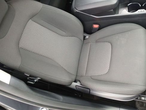 Certified 2025 Kia Sportage LX image 23