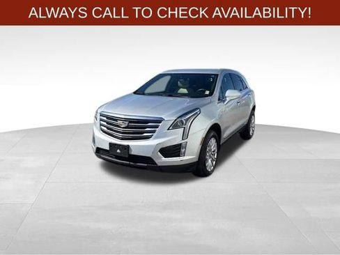 Used 2019 Cadillac XT5 FWD image 3
