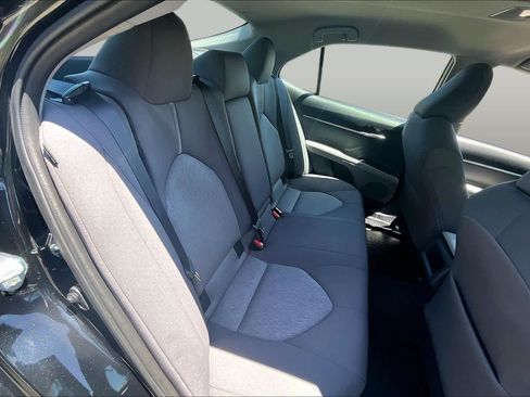 Certified 2022 Toyota Camry LE FWD image 19