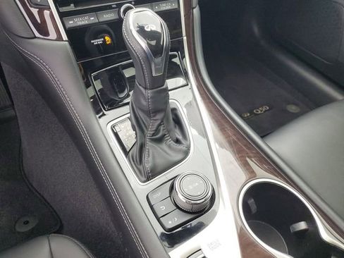 Used 2019 INFINITI Q50 Luxe w/ Cargo Package (L96) RWD image 29