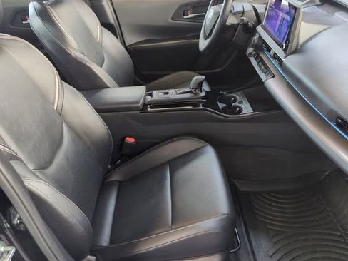 Used 2024 Toyota Prius XLE AWD/4WD image 32