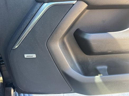 Used 2025 GMC Yukon Denali w/ Denali Reserve Package image 40