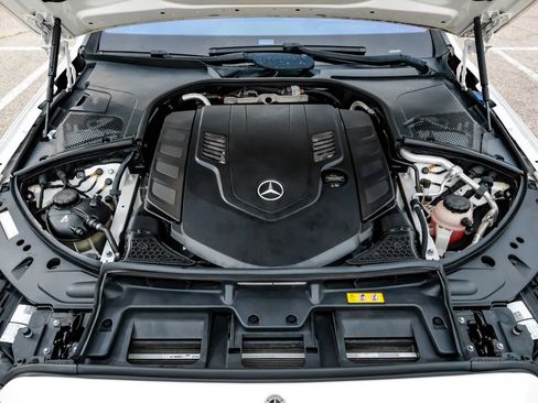 Used 2021 Mercedes-Benz S 580 4MATIC Sedan w/ AMG Line image 50