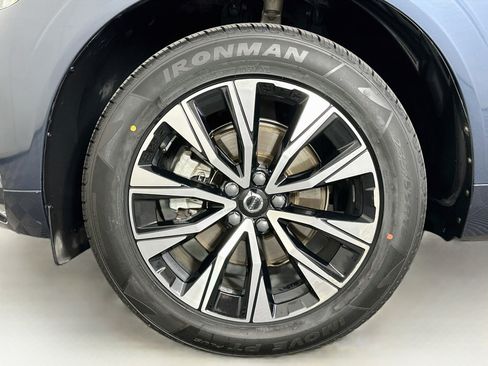 Used 2023 Volvo XC60 B5 Core w/ Climate Package AWD/4WD image 11
