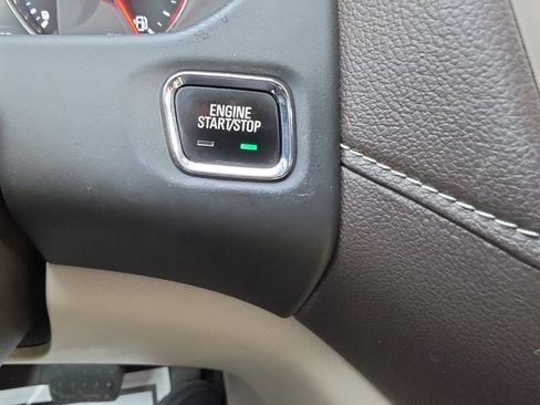 Used 2017 GMC Acadia Denali w/ Technology Package image 12