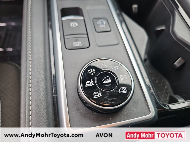 Used 2023 Nissan Pathfinder SL AWD/4WD image 25
