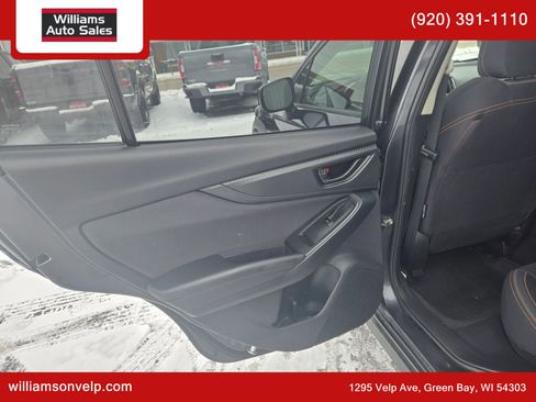 Used 2018 Subaru Crosstrek 2.0i Premium image 11