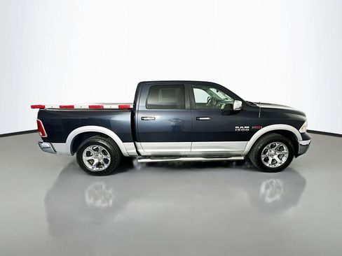 Used 2016 RAM 1500 Laramie w/ Convenience Group AWD/4WD image 8