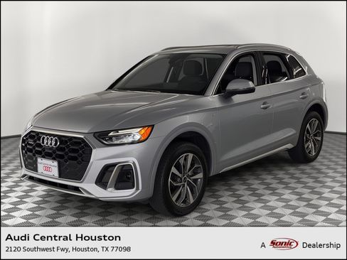Used 2023 Audi Q5 2.0T Premium Plus w/ Premium Plus Package AWD/4WD image 1