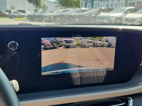 Certified 2025 Buick Envista Preferred FWD image 18