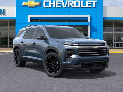 New 2026 Chevrolet Traverse LT image 7