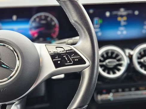 Certified 2024 Mercedes-Benz GLA 250 4MATIC image 24