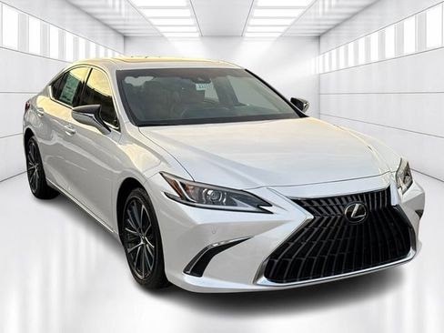New 2025 Lexus ES 350 w/ Premium Package image 3