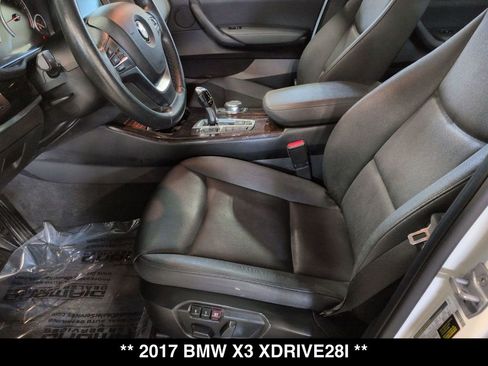 Used 2017 BMW X3 xDrive28i AWD/4WD image 2