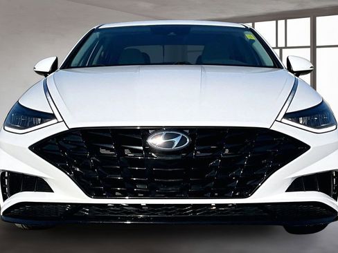 Used 2023 Hyundai Sonata SEL image 2