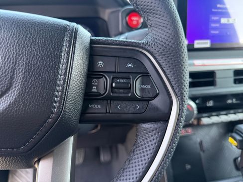 New 2026 Toyota Tacoma TRD Off-Road AWD/4WD image 19