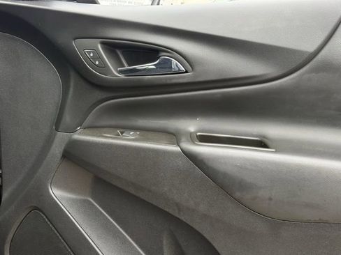 Used 2023 Chevrolet Equinox LT w/ Driver Convenience Package FWD image 27