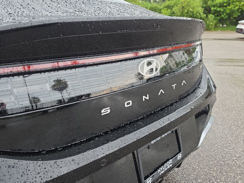New 2026 Hyundai Sonata Limited FWD image 13