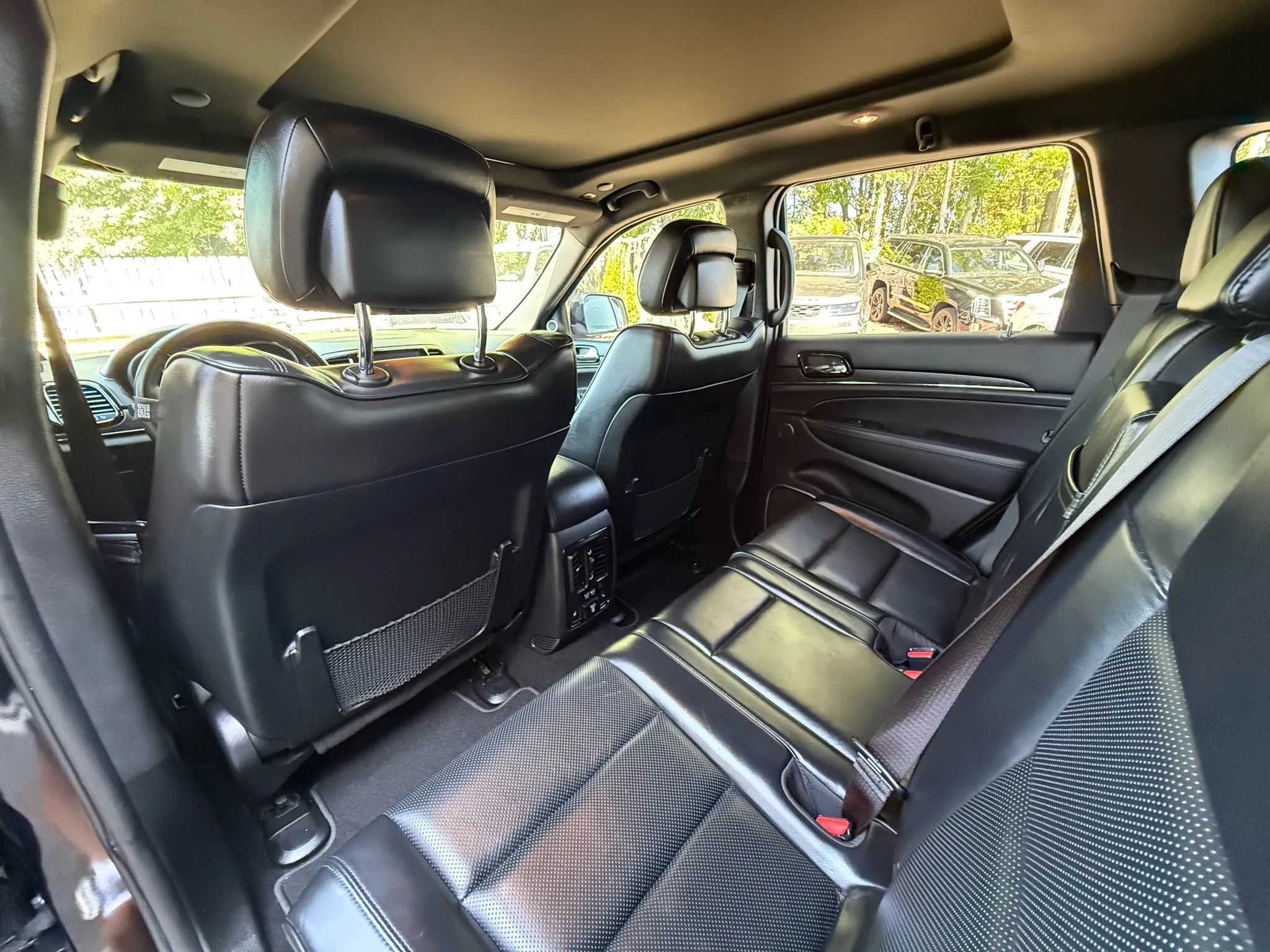 Used 2019 Jeep Grand Cherokee High Altitude AWD/4WD image 20