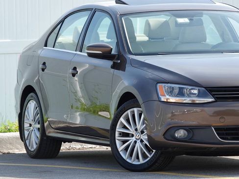 Used 2014 Volkswagen Jetta TDI FWD image 44