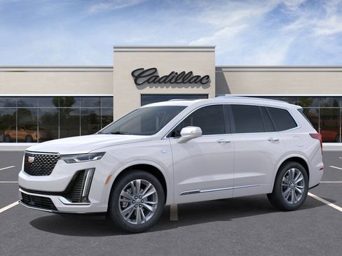 Used 2025 Cadillac XT6 Premium Luxury w/ Technology Package image 26