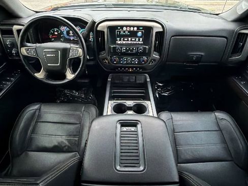 Used 2018 GMC Sierra 1500 Denali image 34
