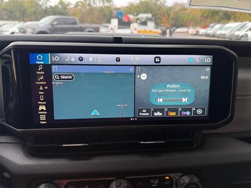 New 2025 Jeep Gladiator Sport image 22