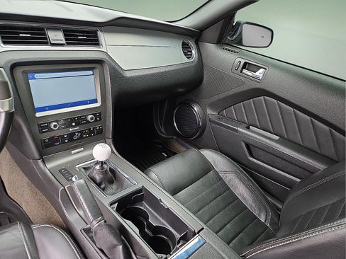 Used 2013 Ford Mustang GT Premium RWD image 12
