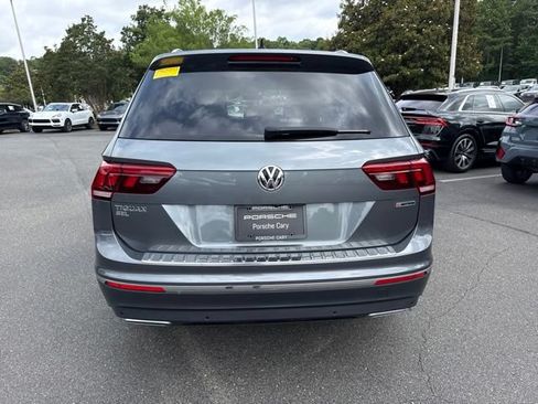 Used 2020 Volkswagen Tiguan SEL w/ 3rd Row Seat Package AWD/4WD image 13