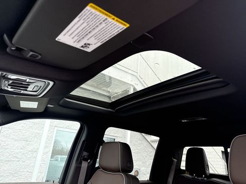 New 2026 GMC Sierra 3500 Denali w/ Denali Reserve Package image 19