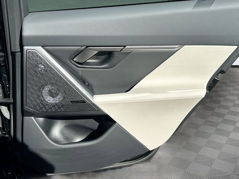 Used 2024 BMW i5 M60 w/ Premium Package image 32