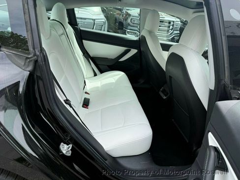 Used 2019 Tesla Model 3 Standard Range Plus RWD image 13