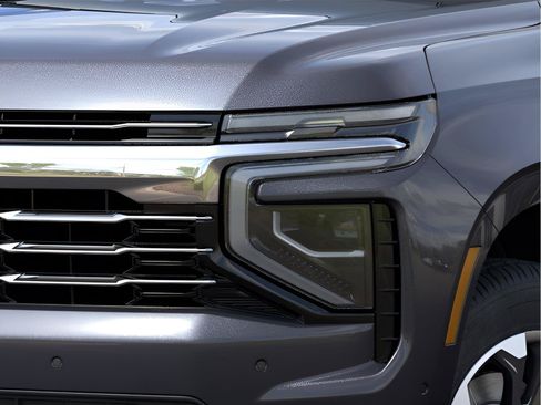 New 2026 Chevrolet Suburban LT w/ Comfort Package AWD/4WD image 10