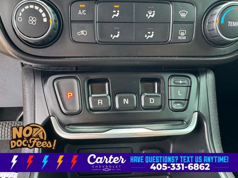 Used 2020 GMC Terrain SLE FWD image 22