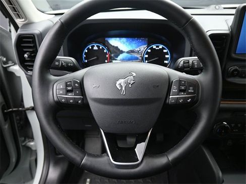 Used 2024 Ford Bronco Sport Outer Banks w/ Tech Package image 11