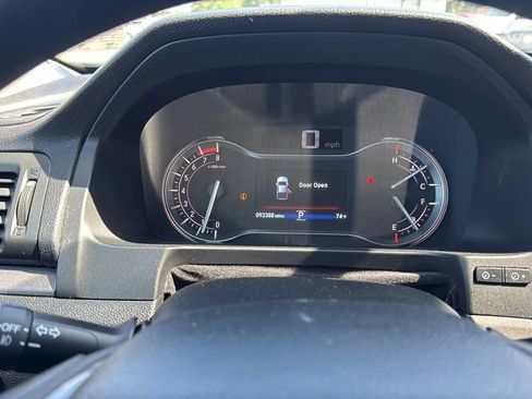 Used 2018 Honda Ridgeline Sport image 11