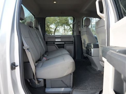 Used 2017 Ford F250 XLT w/ XLT Premium Package image 24