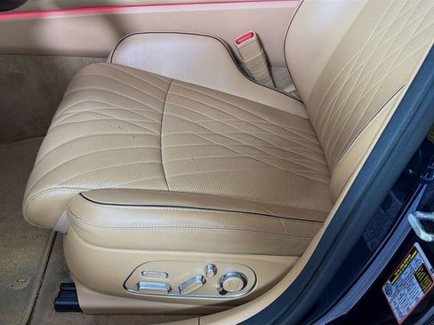 Used 2023 Genesis G90 3.5T image 24