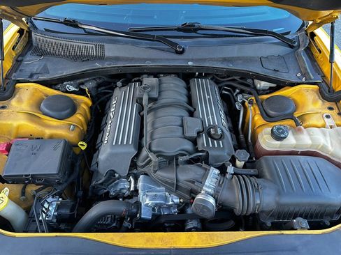 Used 2012 Dodge Charger SRT8 Super Bee w/ Driver Convenience Group II RWD image 29