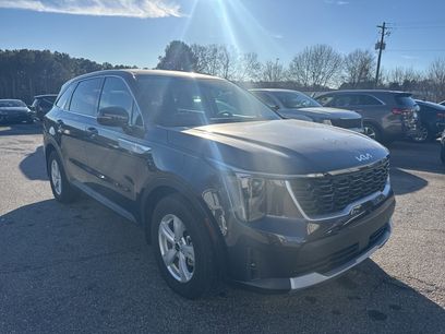 Certified 2025 Kia Sorento LX