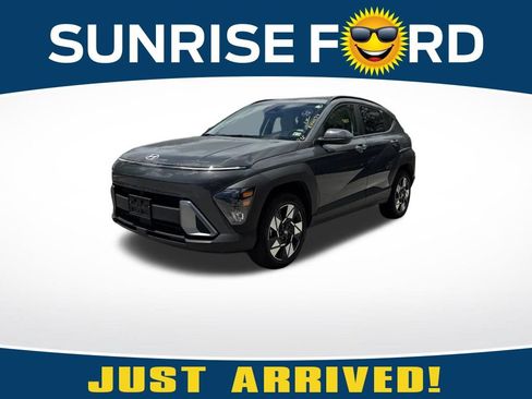 Used 2024 Hyundai Kona SEL AWD/4WD image 1