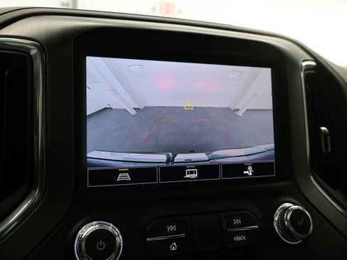 Used 2021 GMC Sierra 1500 Denali w/ Driver Alert Package II AWD/4WD image 17