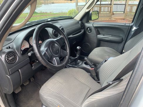 Used 2004 Jeep Liberty Sport w/ PWR Convenience Group image 6