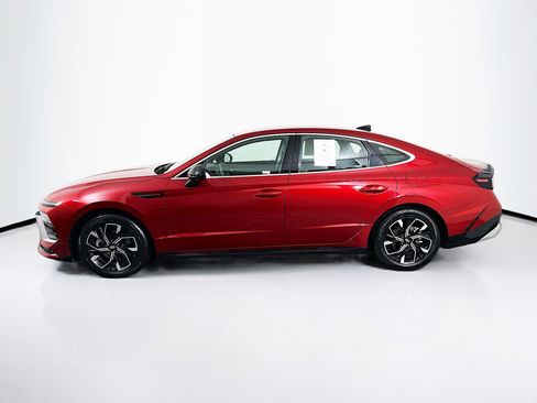 Used 2025 Hyundai Sonata SEL FWD image 4