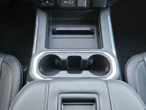 Used 2021 Chevrolet Silverado 1500 LT Trail Boss w/ Convenience Package II image 12